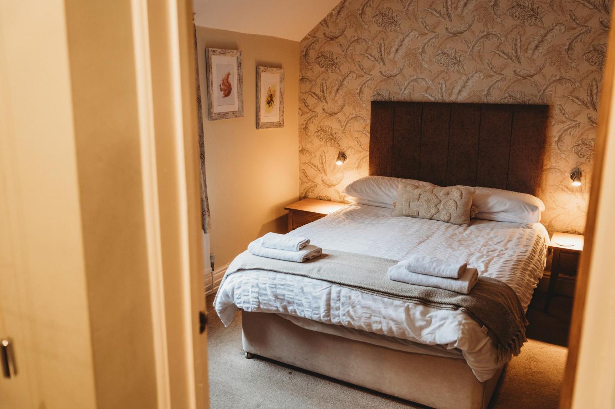 The White Lion Inn Окем Екстер'єр фото
